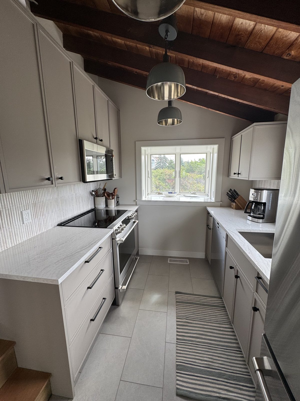 Southold Cottage interior